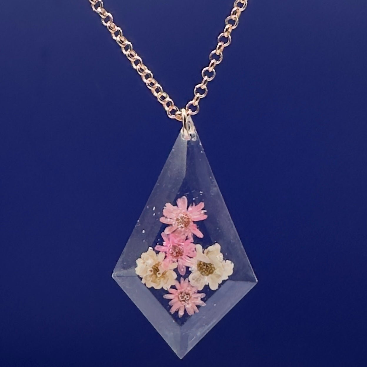 Prismatic pink necklace - Primacora