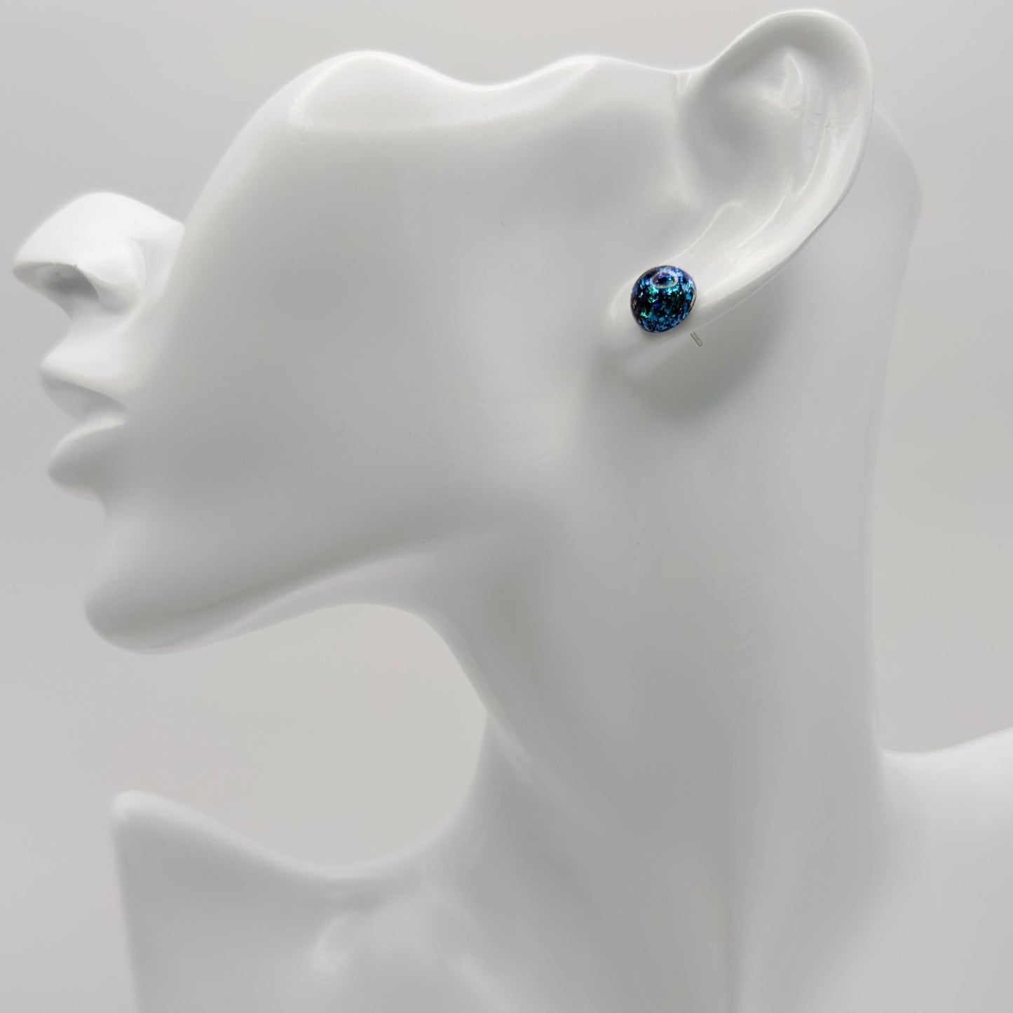 Iridescent green and blue studs - Primacora