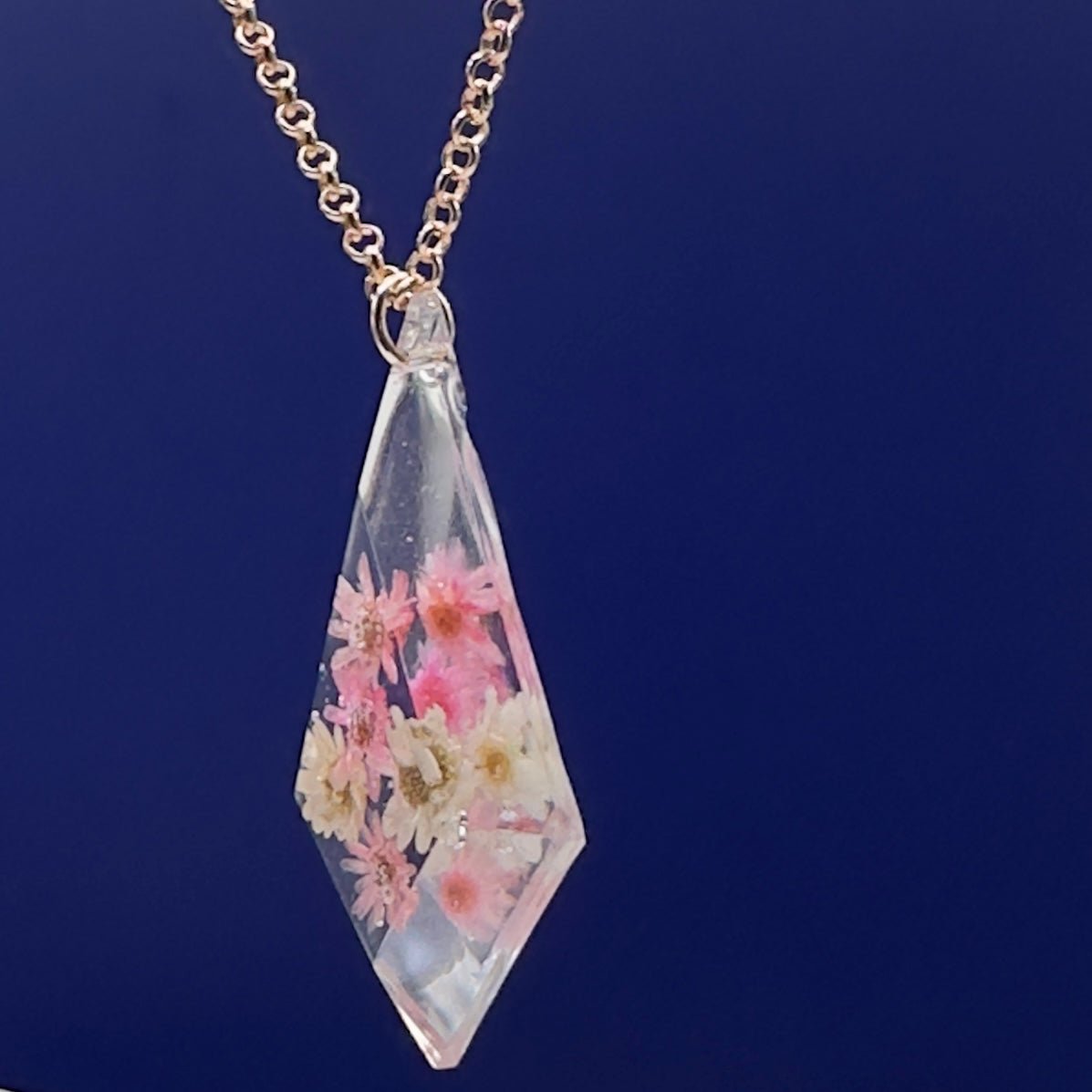 Prismatic pink necklace - Primacora
