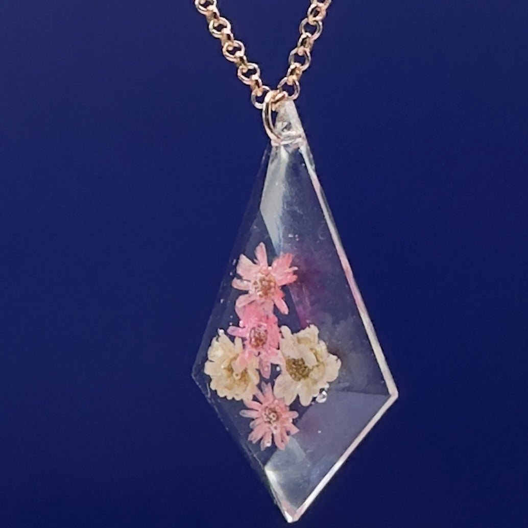 Prismatic pink necklace - Primacora