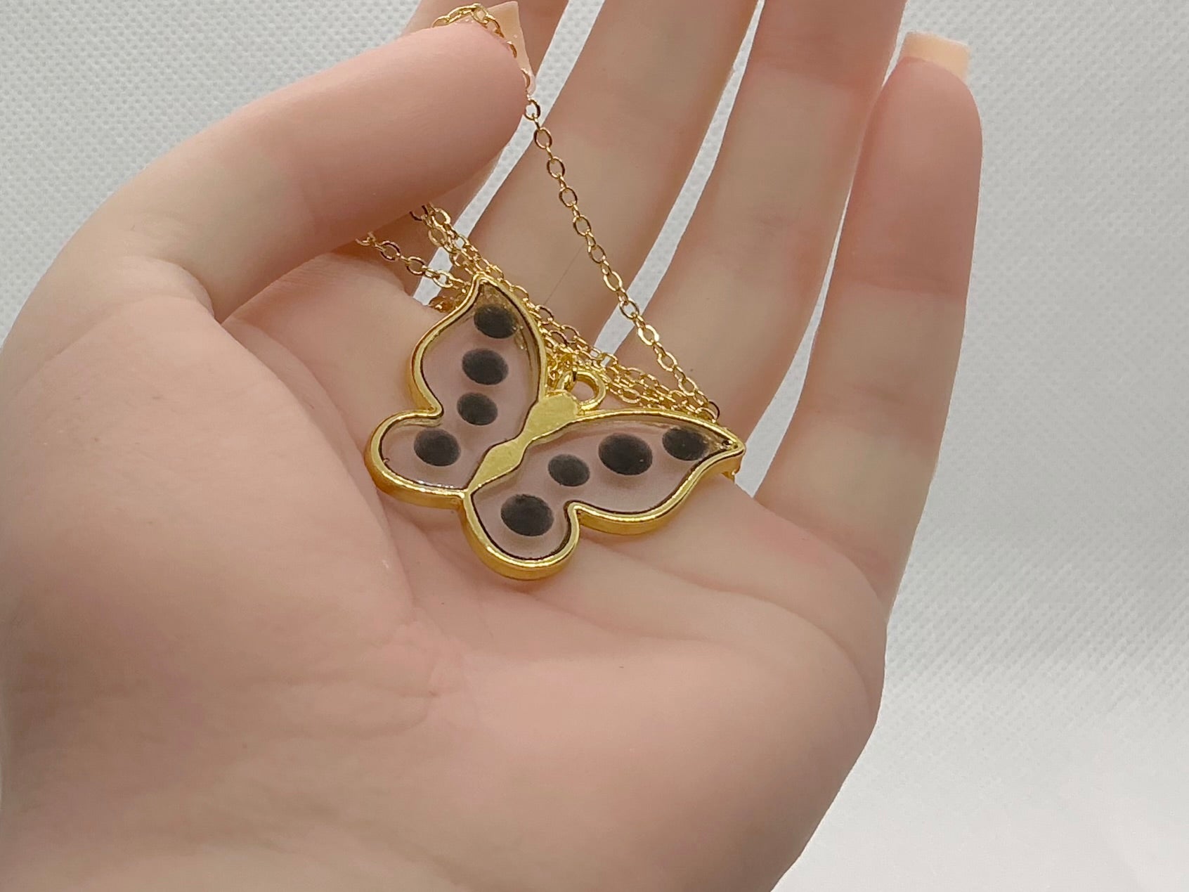 The gold butterfly - Primacora